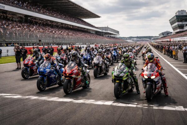 découvrez les prévisions exclusives sur la grille de départ du bol d'or et découvrez qui sera le grand triomphateur de cette saison palpitante.